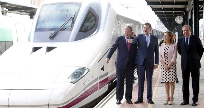 Rajoy inaugura la línea de alta velocidad en León junto a Silván y Ana Pastor (Carlos S. Campillo)