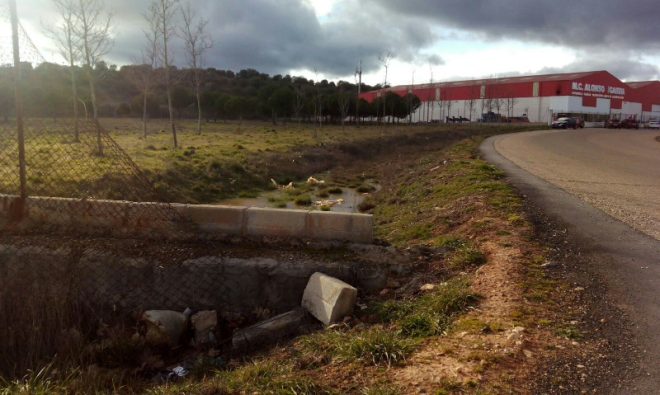 Una de las entradas del Polígono industrial de Astorga (S. G.)