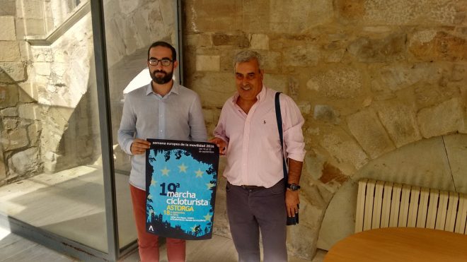 Javier Guzmán y Luis Lobato presentan las actividades de la Semana Europea de la Movilidad en Astorga. / CCU