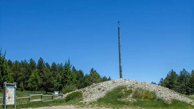 Romer a en la Cruz de Fierro en honor al patr n Santiago