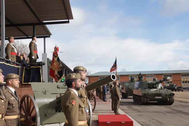 Acto militar en la Base "Conde de Gazola" en honor a Santa Bárbara, patrona de Artillería