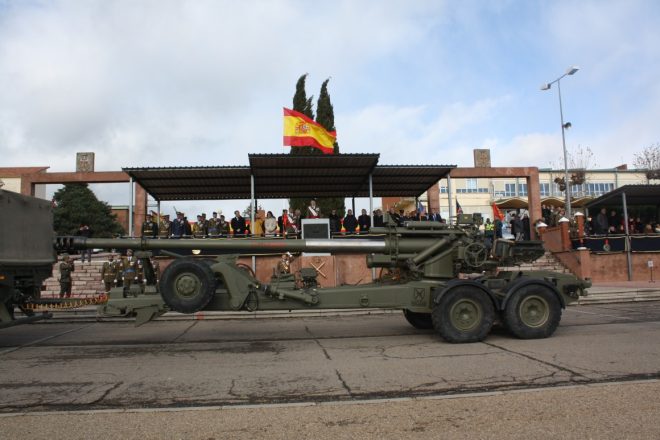 Acto militar en la Base "Conde de Gazola" en honor a Santa Bárbara, patrona de Artillería