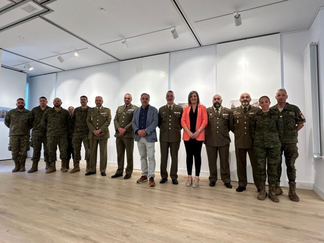 Inauguración de la exposición sobre los 100 años del Acuartelamiento Santocildes.