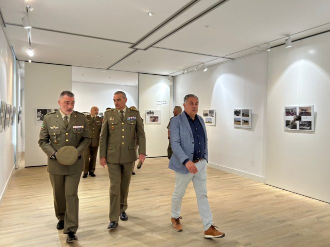 Inauguración de la exposición sobre los 100 años del Acuartelamiento Santocildes.