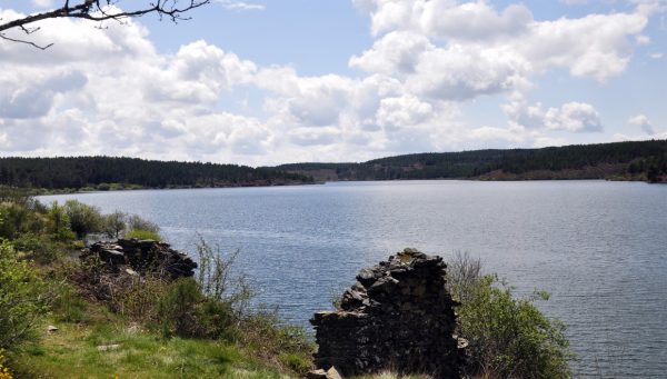 Embalse bajo el que se encuentra sumergido el pueblo de Oliegos.